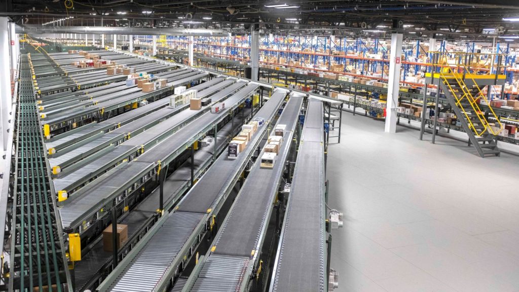 narrow belt sortation conveyor