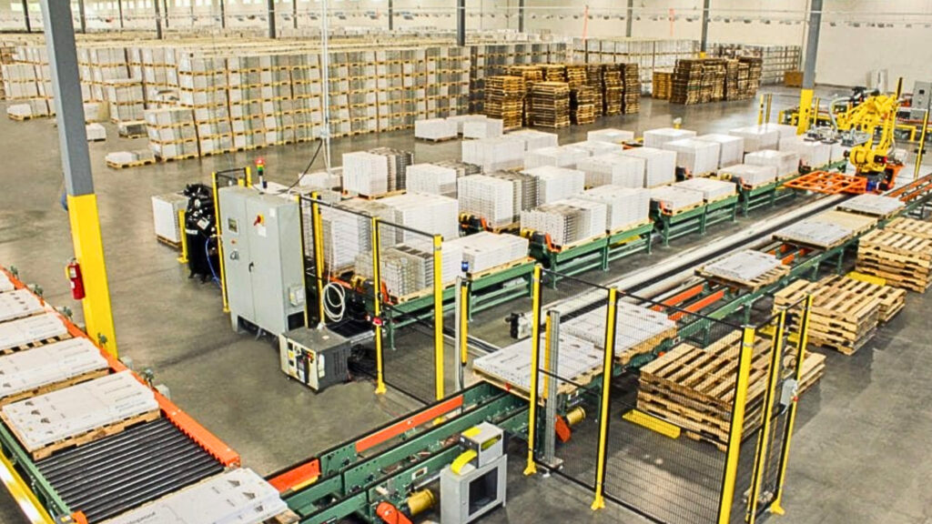 linear rail mixed pallet robotic arm equipment description image