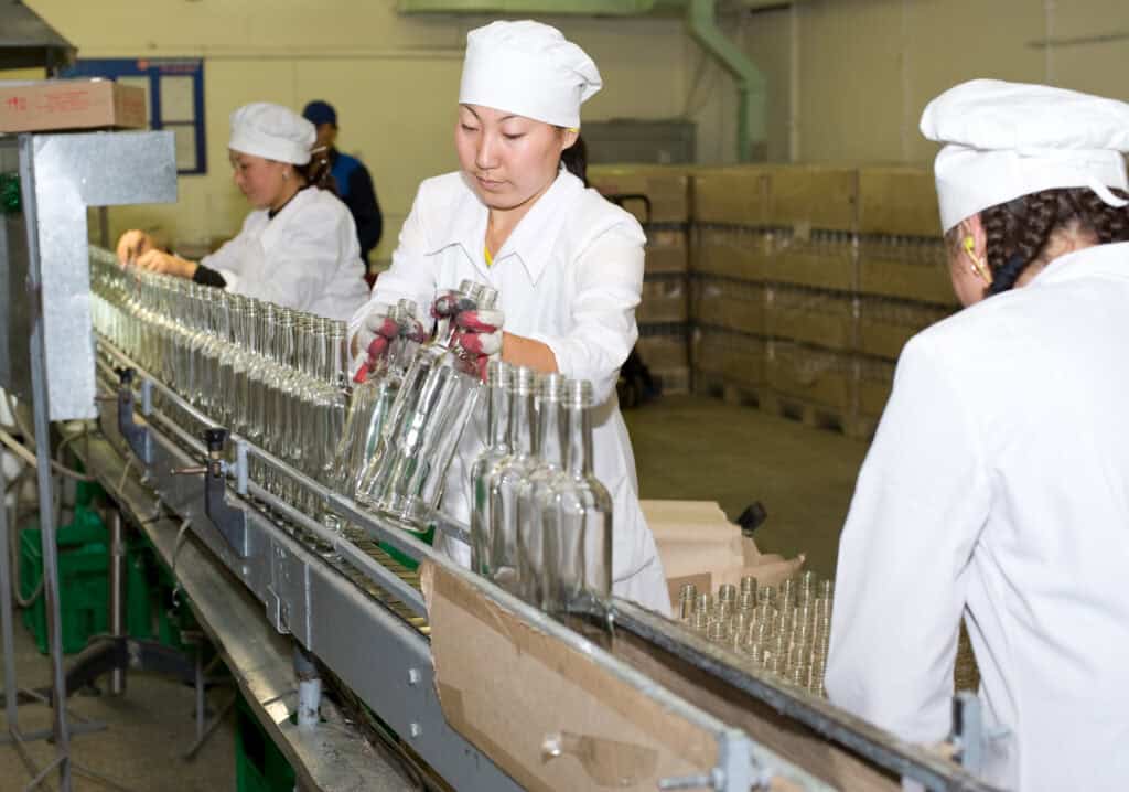 Conveyor Installation FAQ 101: Why Century Conveyor Systems Is the Best Choice for Conveyor Installation Projects 1 conveyor installation